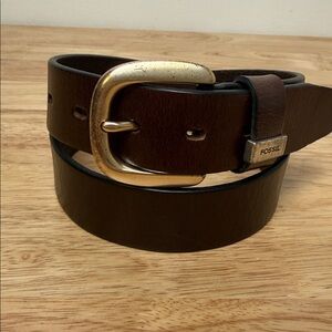 Fossil Dark Brown Leather Belt with distressed, silver, gold tone Buckle